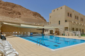 Гостиница HI - Massada Hostel  Эйн-Бокек